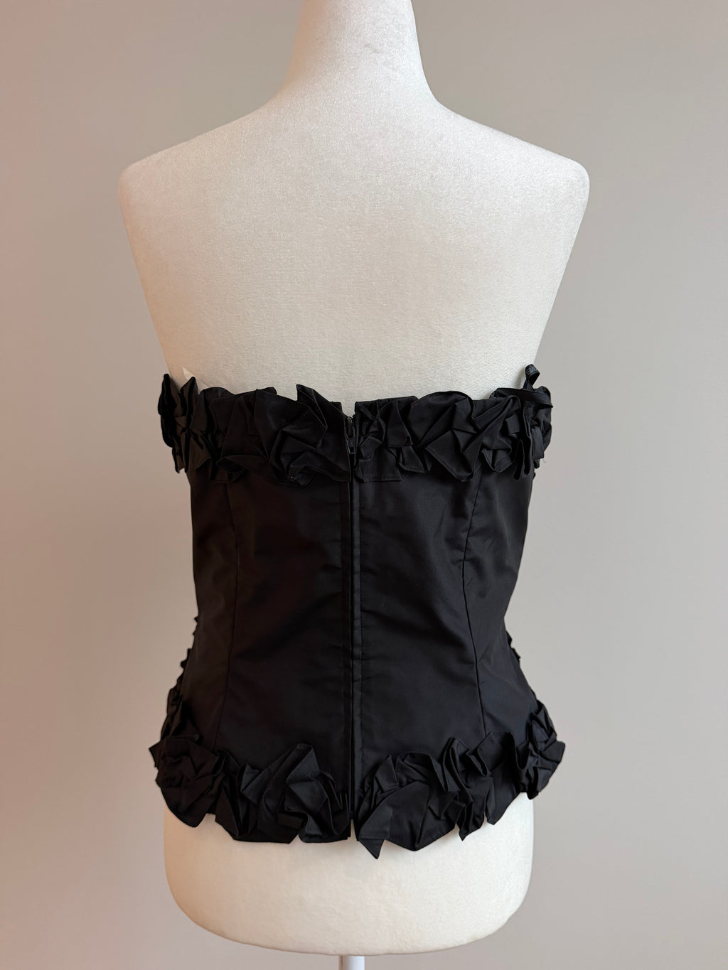 Chetta B by Sherrie Bloom & Peter Noviello Black Silk Rosette Corset Top