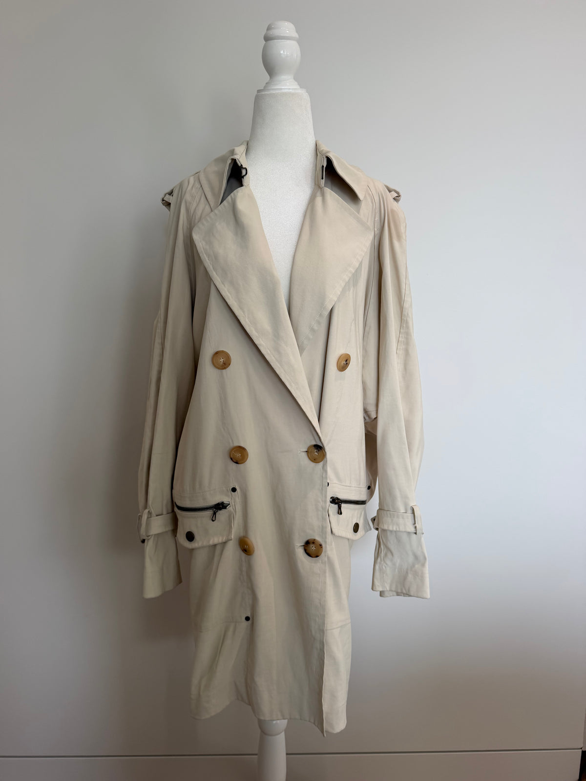 Lanvin Paris Été 2007 Ivory Oversized Draped Trench Coat