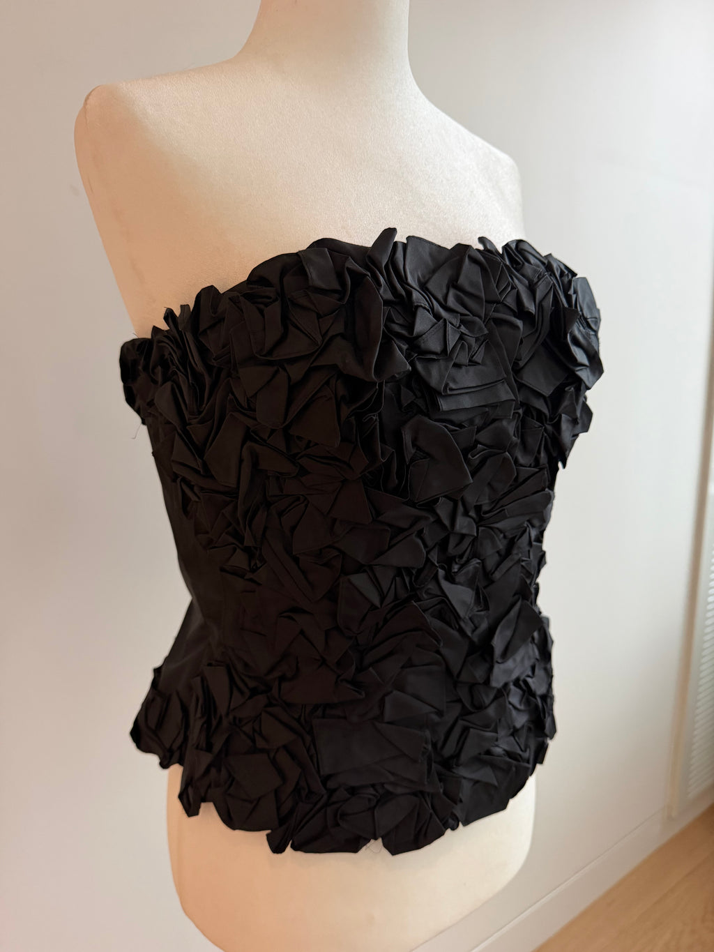 Chetta B by Sherrie Bloom & Peter Noviello Black Silk Rosette Corset Top