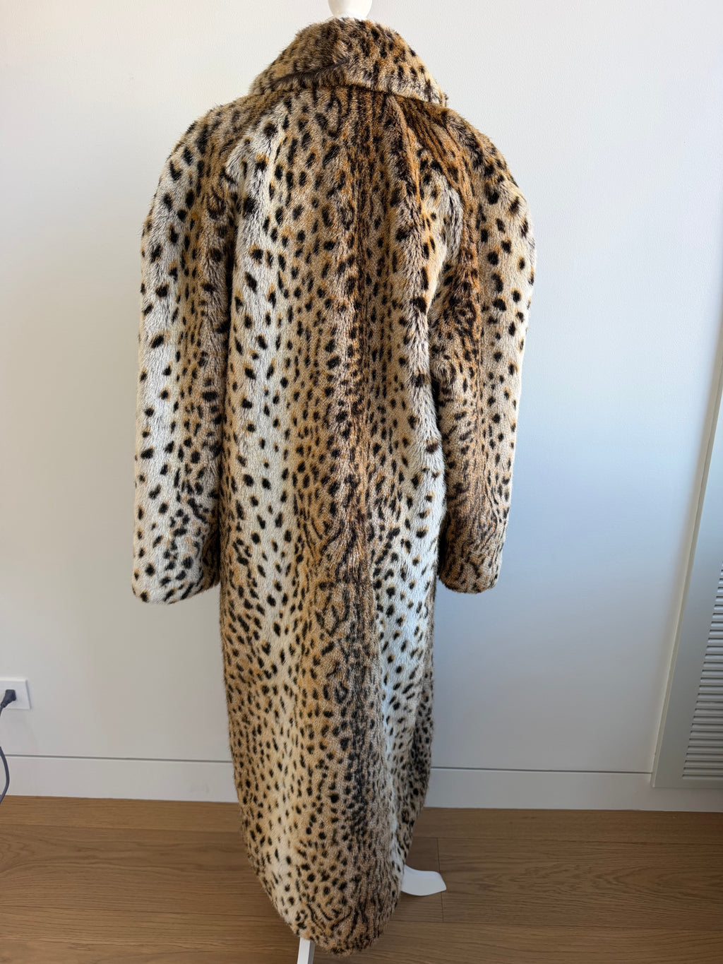 1980s/1990s Vintage Leopard Print Faux Fur Maxi Coat