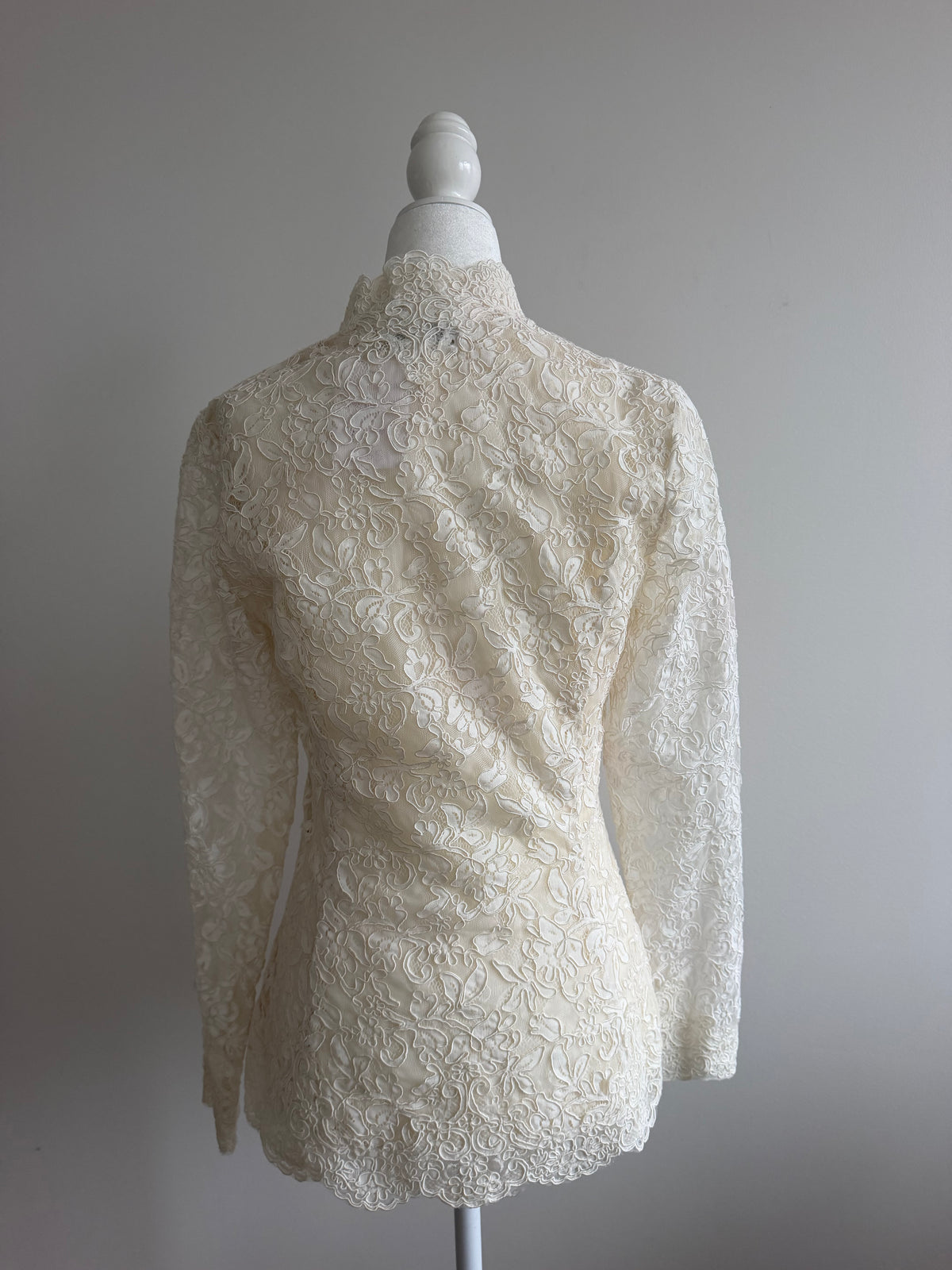 Victor Costa Ivory Embroidered Lace Jacket