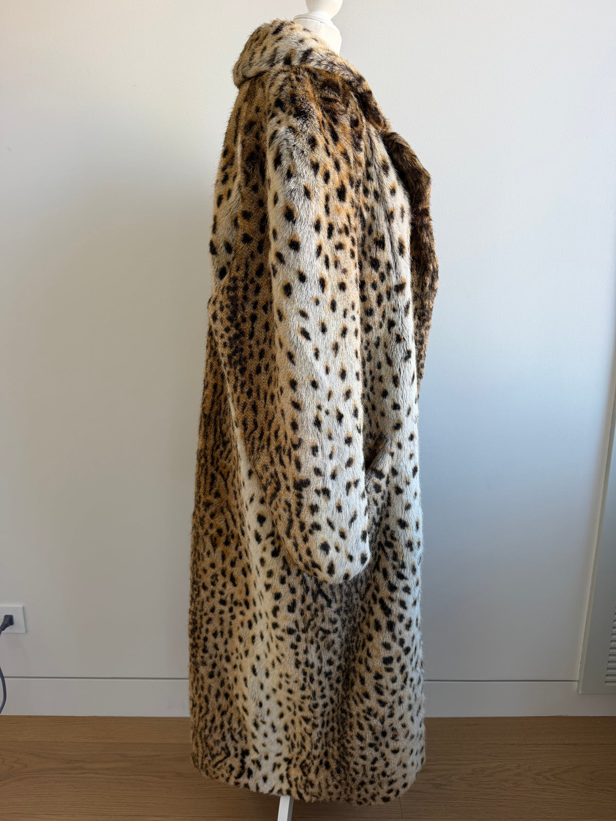 1980s/1990s Vintage Leopard Print Faux Fur Maxi Coat