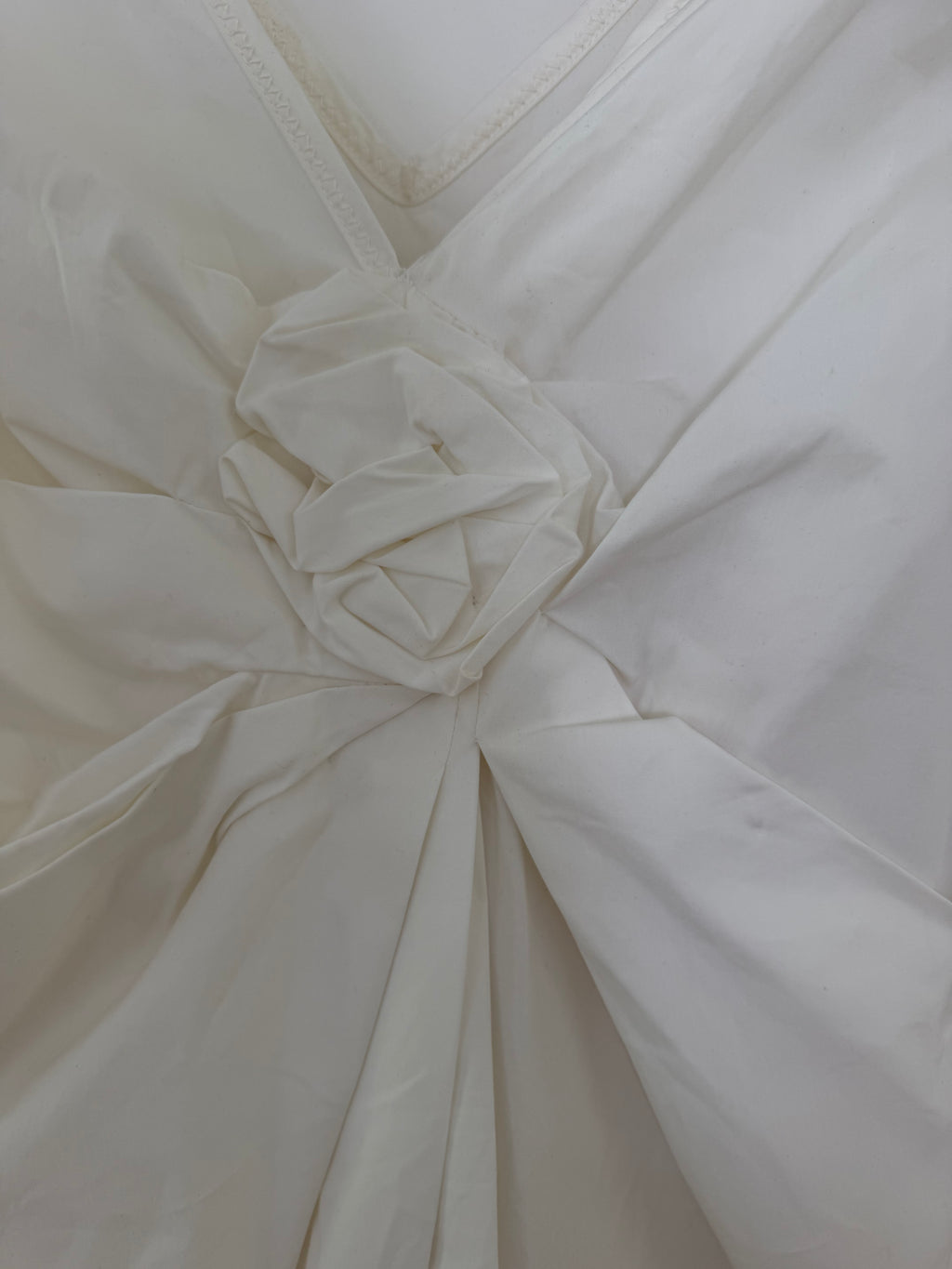 Prada White Bubble Hem Rosette Dress – Spring/Summer 2006