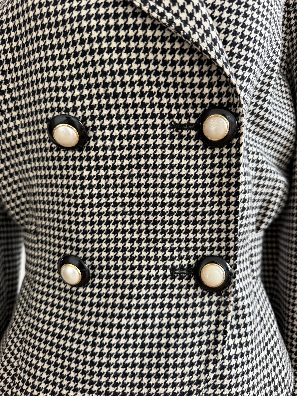 1980s Valentino Miss V Houndstooth Lambswool Double Breasted Blazer