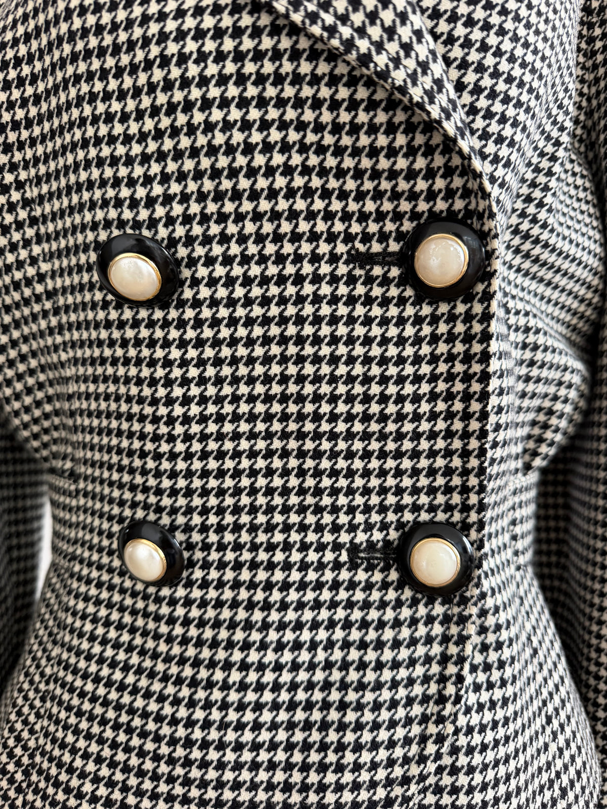 1980s Valentino Miss V Houndstooth Lambswool Double Breasted Blazer