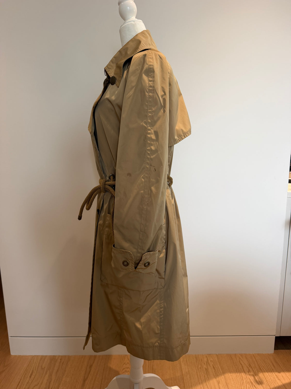 Yves Saint Laurent Rive Gauche trench coat - Tom Ford’s Fall/Winter 2004 collection