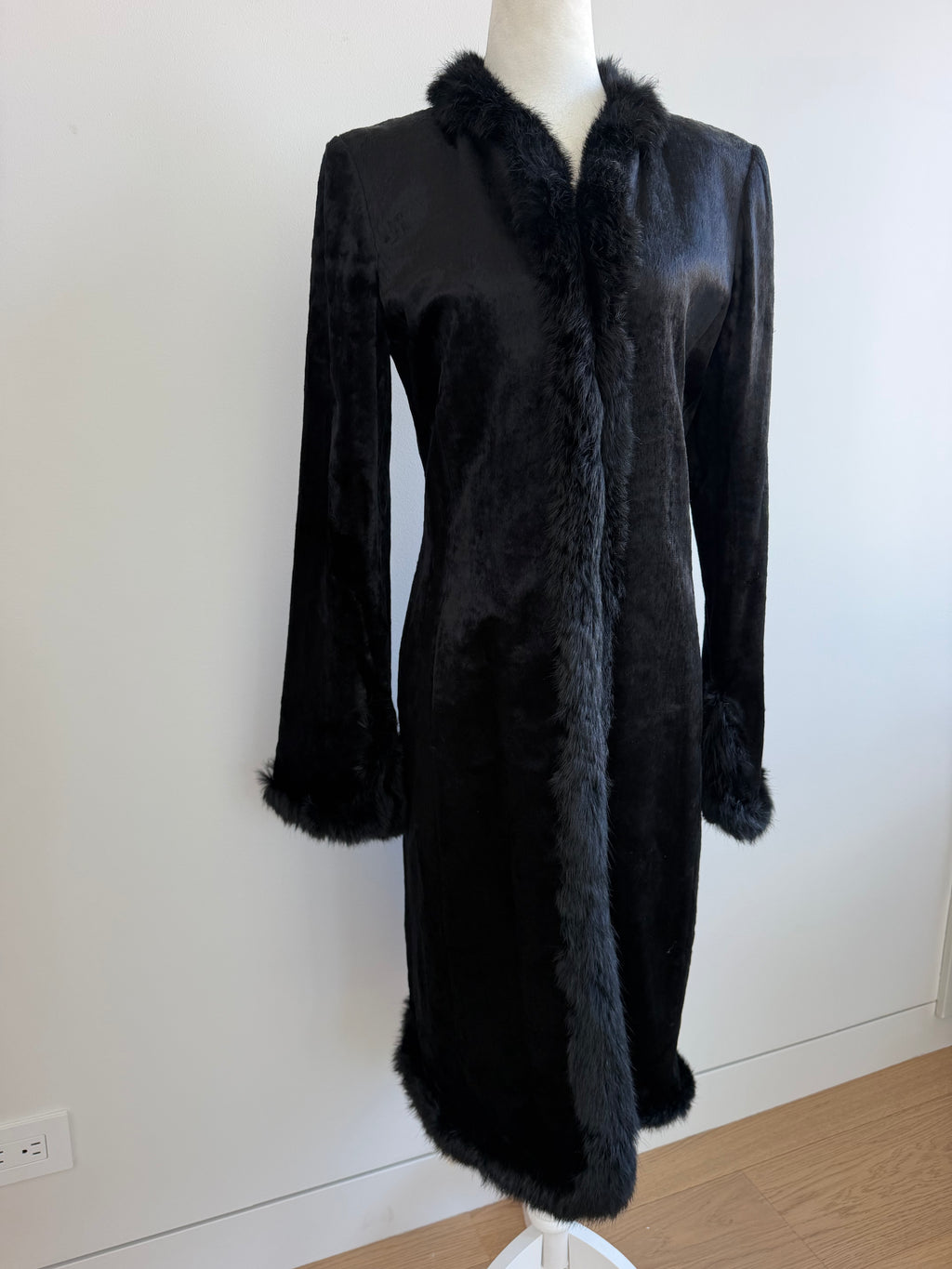 1990s Black Crushed Velvet Fur-Trimmed Long Coat