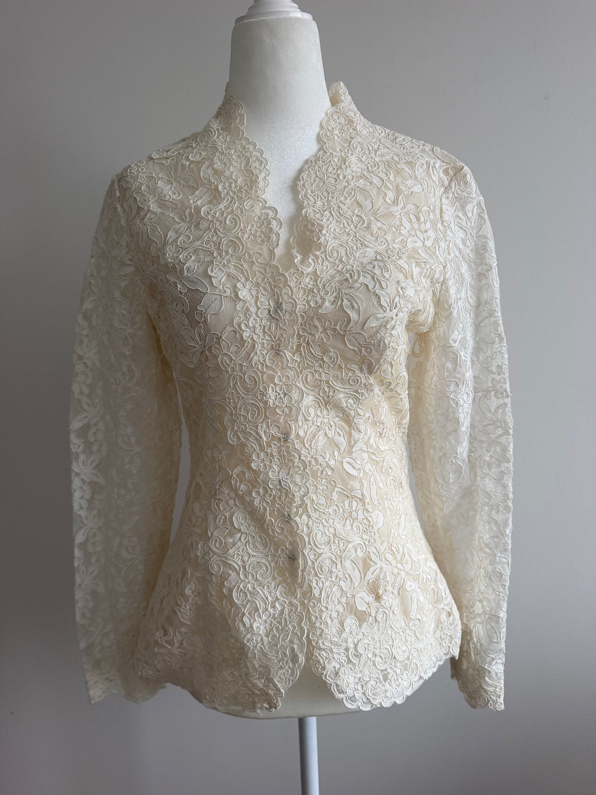 Victor Costa Ivory Embroidered Lace Jacket