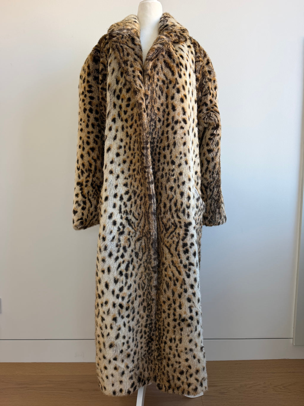 1980s/1990s Vintage Leopard Print Faux Fur Maxi Coat