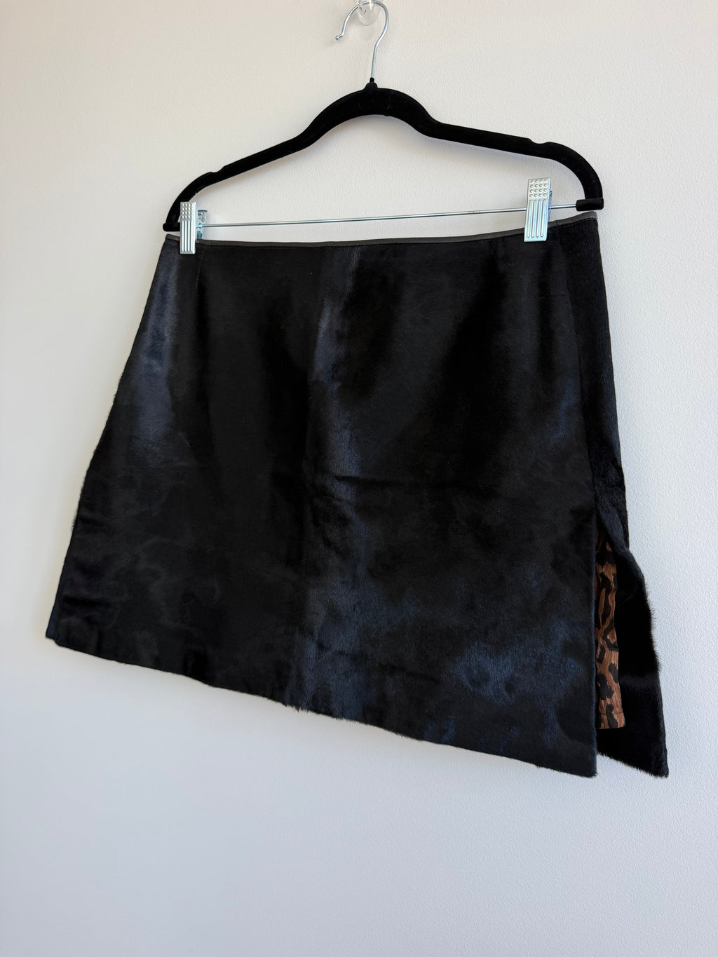 Vintage Y2K Dolce & Gabbana Black Pony Hair Leather Mini Skirt – Late 1990s/Early 2000s