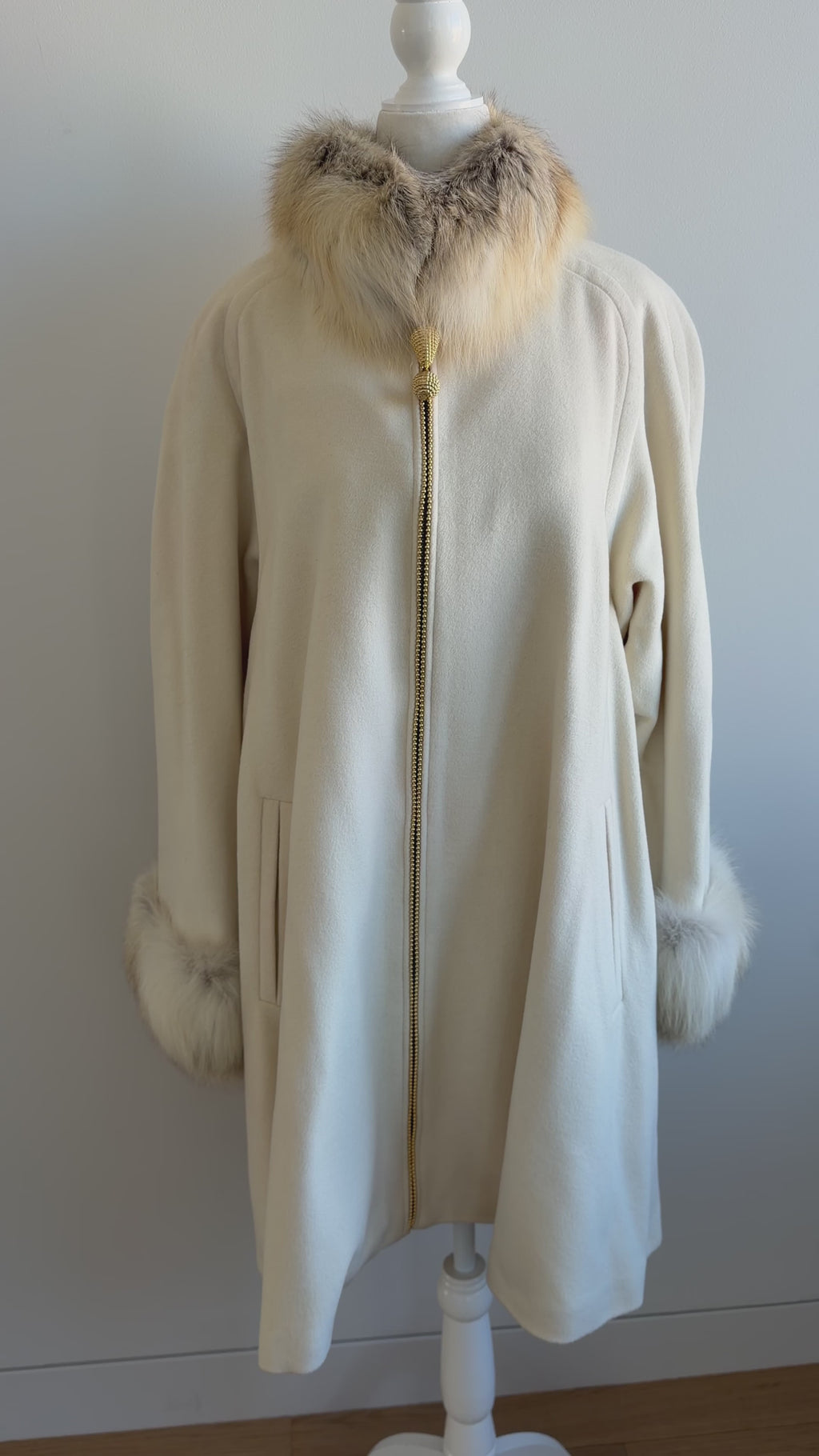 1980s/1990s Vintage Leopard Print Faux Fur Maxi Coat